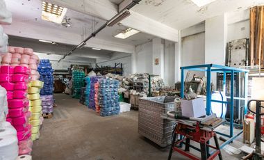 IMPORTANTE INMUEBLE COMERCIAL/INDUSTRIAL V. DEVOTO