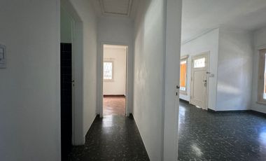CASA ALQUILER 4 AMBIENTES SAN FERNANDO CON JARDIN