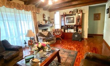 Casa en venta  en MACUL