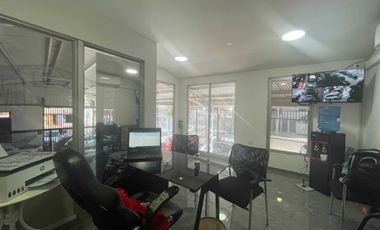 Local comercial en arriendo  en QUINTA NORMAL