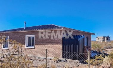 VENTA Casa 3 dormitorios Chocon Medio, Neuquen