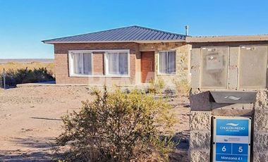 VENTA Casa 3 dormitorios Chocon Medio, Neuquen
