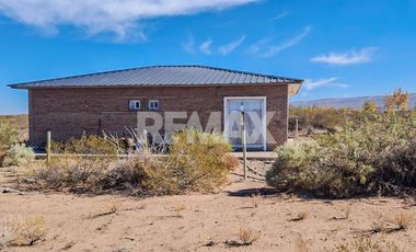VENTA Casa 3 dormitorios Chocon Medio, Neuquen