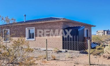 VENTA Casa 3 dormitorios Chocon Medio, Neuquen