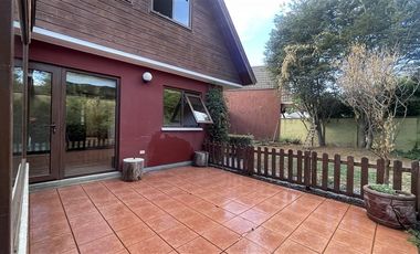 Casa en Arriendo en El Acantilado - Las Nieves