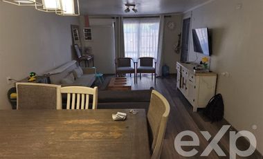 Casa en Venta en Av. Colombia / José Miguel Carrera