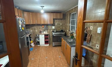 VENTA CASA 4HAB 2BA QUILICURA