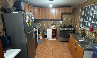 VENTA CASA 4HAB 2BA QUILICURA