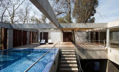 CASA EN VENTA ABRIL CLUB DE CAMPO