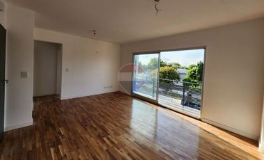 ALQUILER QUILMES ESTE DEPTO 2 AMBIENTES C/ COCHERA