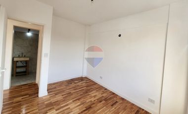 ALQUILER QUILMES ESTE DEPTO 2 AMBIENTES C/ COCHERA