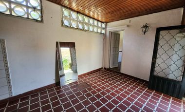 VENTA CASA LANÚS PATIO COCHERA