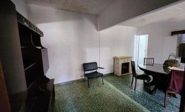 VENTA CASA LANÚS PATIO COCHERA