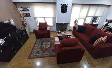 VENTA CASA 3 AMB CON COCHERA PATIO Y QUINCHO GERLI