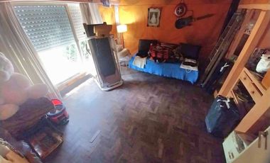 VENTA CASA 3 AMB CON COCHERA PATIO Y QUINCHO GERLI