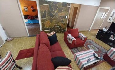VENTA CASA 3 AMB CON COCHERA PATIO Y QUINCHO GERLI