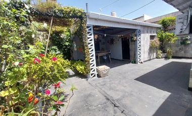 VENTA CASA 3 AMB CON COCHERA PATIO Y QUINCHO GERLI