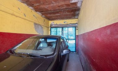 Se vende casa a 100m de Aristóbulo del Valle