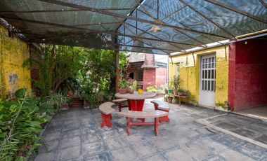 Se vende casa a 100m de Aristóbulo del Valle