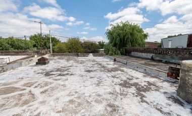 Se vende casa a 100m de Aristóbulo del Valle