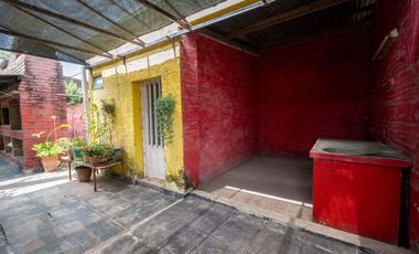 Se vende casa a 100m de Aristóbulo del Valle