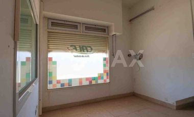 VENTA LOCALES , UNO en ESQUINA y TRES DPTOS