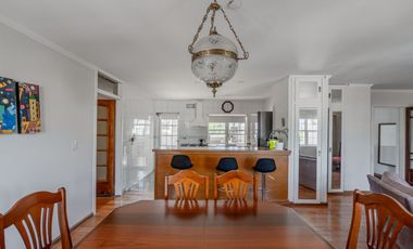 VENTA CASA ZARATE CENTRO PERMUTA