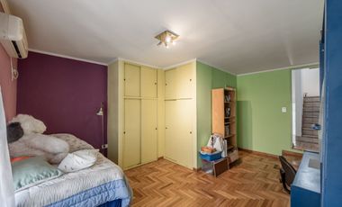 VENTA CASA ZARATE CENTRO PERMUTA