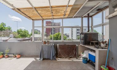 VENTA CASA ZARATE CENTRO PERMUTA