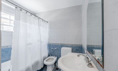 VENTA CASA ZARATE CENTRO PERMUTA