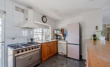 VENTA CASA ZARATE CENTRO PERMUTA