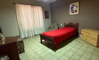 VENTA CASA CENTRICA - ESPERANZA