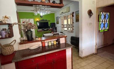 VENTA CASA CENTRICA - ESPERANZA
