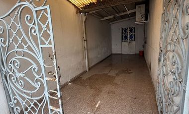 VENTA CASA CENTRICA - ESPERANZA