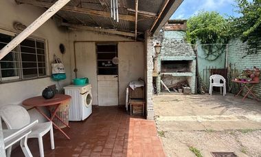 VENTA CASA CENTRICA - ESPERANZA