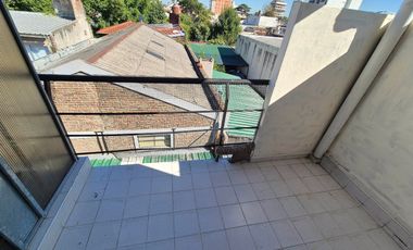 VENTA 2 AMBIENTES EN LOFT CON BALCON CASEROS