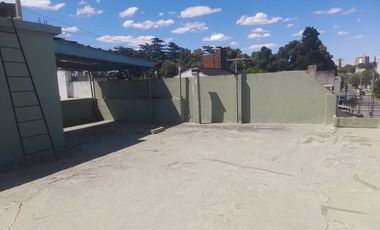 VENTA 2 CASAS FONDO TERRENO 500M2 MERCADO CENTRAL