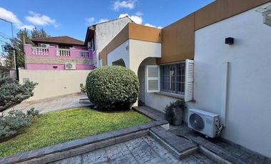 CASA EN VENTA MULTIFAMILIAR CON QUINCHO EN MORON