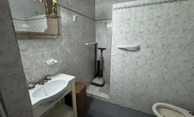 CASA EN VENTA MULTIFAMILIAR CON QUINCHO EN MORON