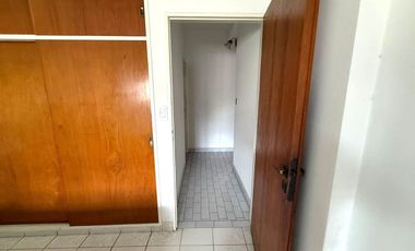 Casa en Venta 6 ambientes en Morón con Taller