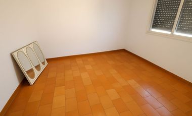 Casa en Venta 6 ambientes en Morón con Taller