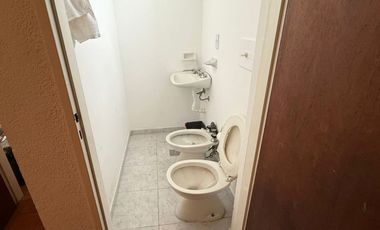 Casa en Venta 6 ambientes en Morón con Taller