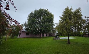 CASA QUINTA VENTA BARRIO QUINTAS DE GORINA