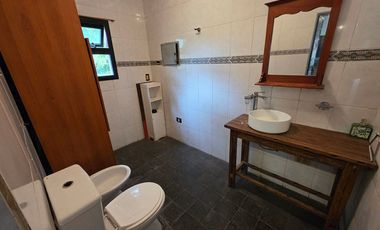 CASA QUINTA VENTA BARRIO QUINTAS DE GORINA