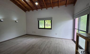 CASA QUINTA VENTA BARRIO QUINTAS DE GORINA