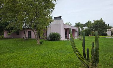 CASA QUINTA VENTA BARRIO QUINTAS DE GORINA