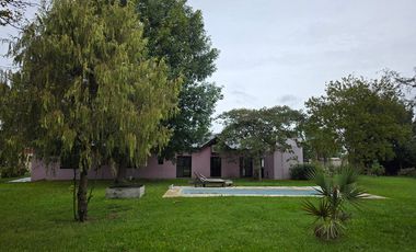 CASA QUINTA VENTA BARRIO QUINTAS DE GORINA