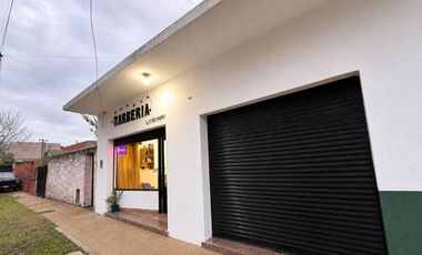 CASA EN VENTA FLORENCIO VARELA LOCAL