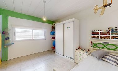 CASA EN VENTA GORINA 3 DORMITORIOS CON PARQUE