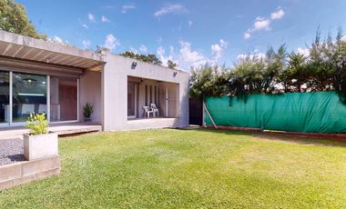 CASA EN VENTA GORINA 3 DORMITORIOS CON PARQUE